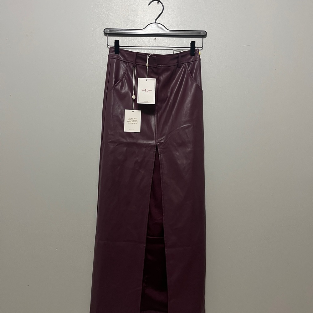Miss Circle New York Maxi skirt
